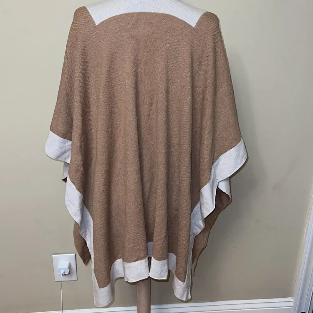 NWT Charter Club Poncho Open Front Tan Beige Sweater one size. Minor snatches.